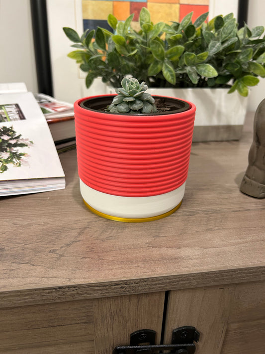 Arcadia Planter in Watermelon Red